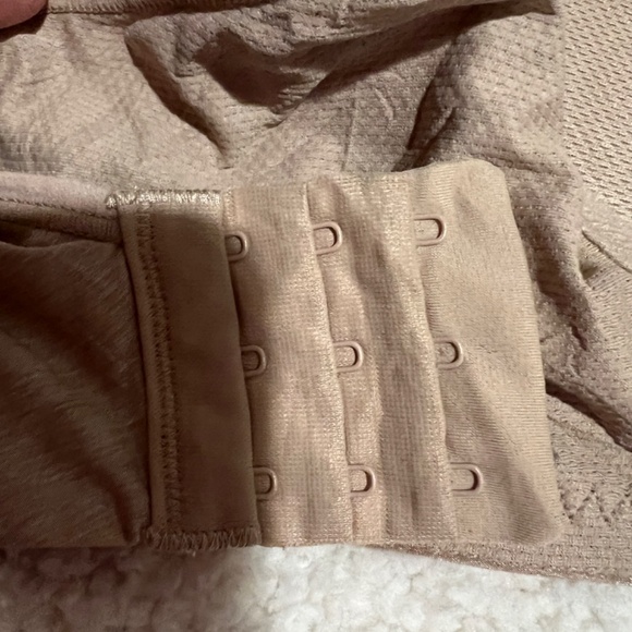 Simply Perfect by Warner's Size 44DD - Picture 5 of 6